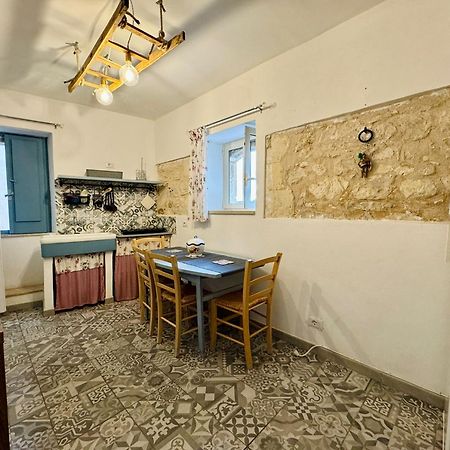 Vila La Casa D'Ila Modica Exteriér fotografie
